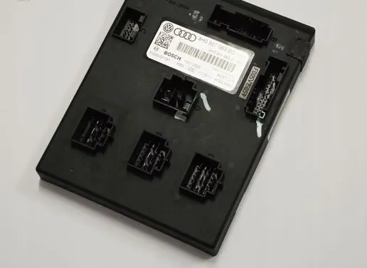 Volkswagen Touareg II Comfort/convenience module 4H0907063BD