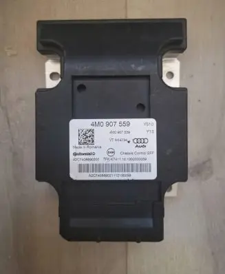 Audi Q7 4M Air suspension control unit module (rear) 4M0907559
