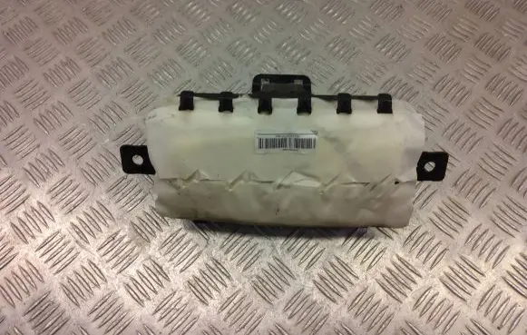 Hyundai Kona I Passenger airbag