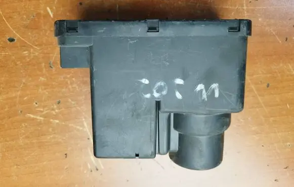 Mercedes-Benz C W202 Central locking vacuum pump 