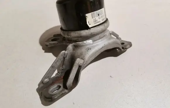 Land Rover Evoque I Engine mount bracket BJ326F012