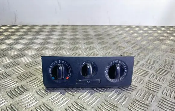 Skoda Fabia Mk2 (5J) Climate control unit 5J0819045E 6Q0819445