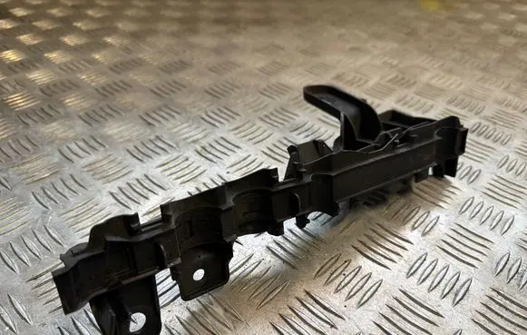 Mercedes-Benz GLC C253 Other engine bay part A21383102