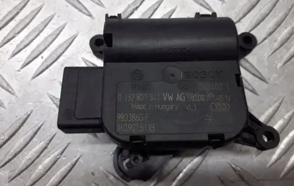 Audi A3 S3 8P A/C air flow flap actuator/motor 1K0907511B