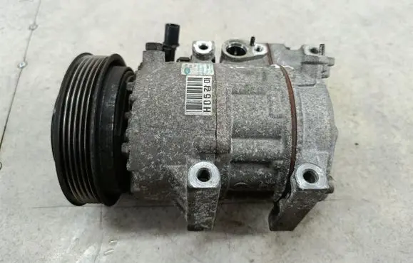 KIA Pro Cee'd I Air conditioning (A/C) compressor (pump) F500AN8AA03