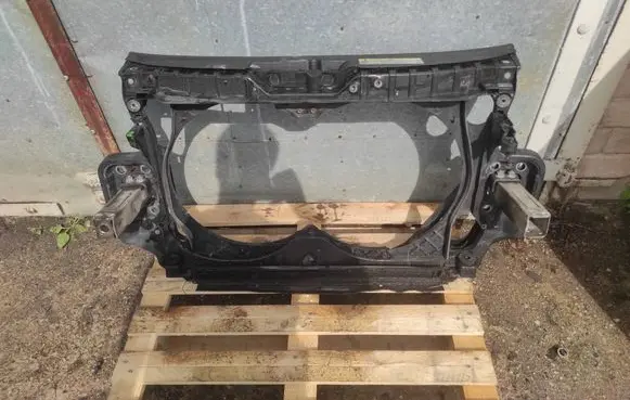 Audi A6 S6 C6 4F Bottom radiator support slam panel 