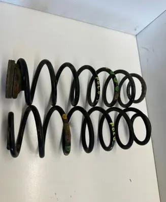 Volkswagen Polo V 6R Rear coil spring