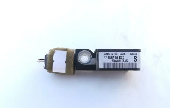 Mazda 6 Airbag deployment crash/impact sensor GJ6A57KCO