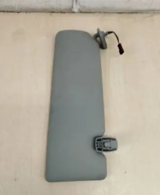 BMW 5 E60 E61 Sun visor 71205669