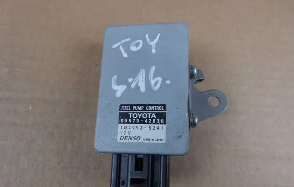 Toyota RAV 4 (XA40) Other control units/modules 8957042030