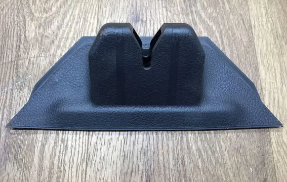 Volkswagen Touareg II Tailgate/boot lid lock trim 7P6827520C