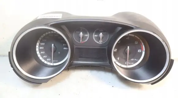 Alfa Romeo Giulietta Clock 