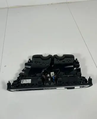 BMW 7 F01 F02 F03 F04 Dash center air vent grill 9115859