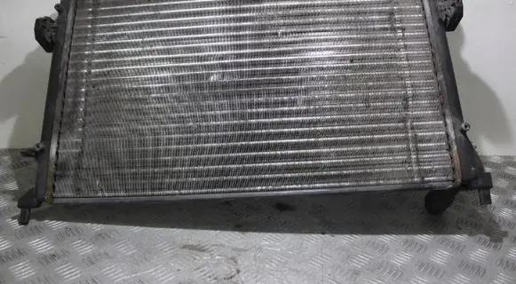 Volkswagen Golf Plus Coolant radiator