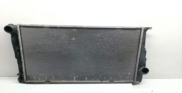 BMW 3 E92 E93 Coolant radiator 7810271 6238009