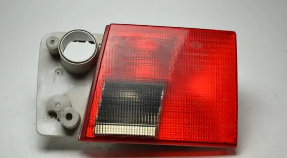 Audi A6 S6 C4 4A Tailgate rear/tail lights 4A0945094E 145592