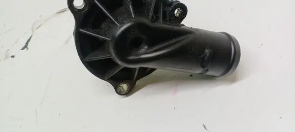 Audi A4 S4 B7 8E 8H Thermostat/thermostat housing 059121111L