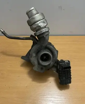 Mercedes-Benz Sprinter W906 Turbo A6460900480