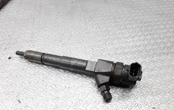 Alfa Romeo GT Fuel injector 0445110111