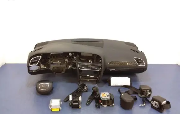 Audi A4 S4 B8 8K Dashboard