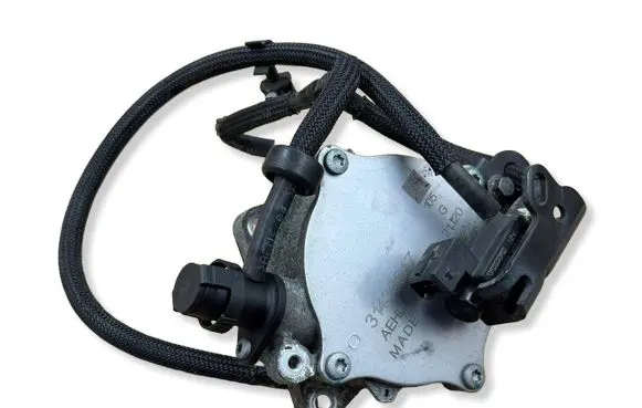 Volvo XC90 Vacuum pump 31430647