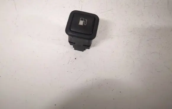 Volkswagen Golf IV Fuel tank opening switch 3B0959833A