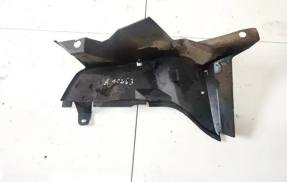 Chevrolet HHR Engine splash shield/under tray