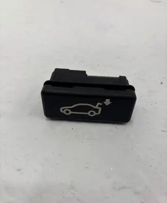 BMW 7 E65 E66 Tailgate/boot open switch button 8375580