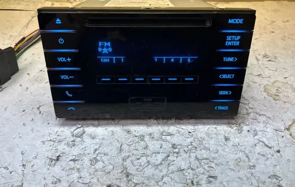 Toyota Auris E180 Radio/CD/DVD/GPS head unit 8612002J60 CQJS05F0AE 10R0313318