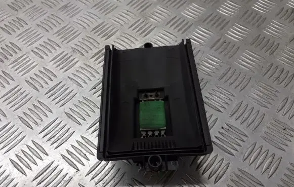 Seat Leon (1M) Heater blower fan relay BRAK