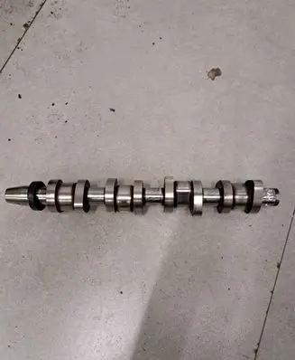 Volkswagen Touran I Camshaft EDGA