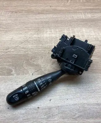 Toyota Corolla E120 E130 Wiper control stalk 02290173738 L08