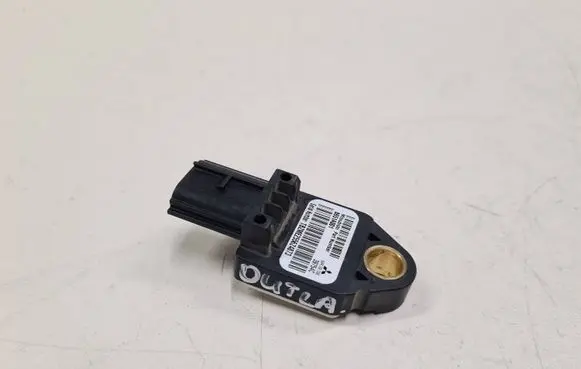 Mitsubishi Outlander Airbag deployment crash/impact sensor 8651A001 39754C TBZME2556Z4873