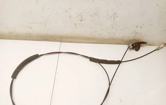 Toyota RAV 4 (XA30) Fuel tank opening switch 