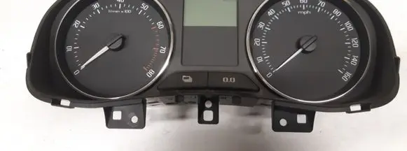 Skoda Fabia Mk2 (5J) Speedometer (instrument cluster) 5J0920910E