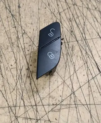 Central locking switch button