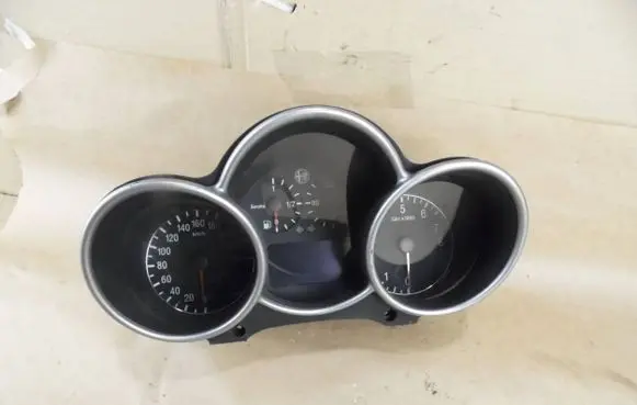 Alfa Romeo 147 Speedometer (instrument cluster) 735290179 0409030214 110008953005
