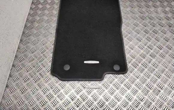 Mercedes-Benz ML W166 Front floor mat A1666804148