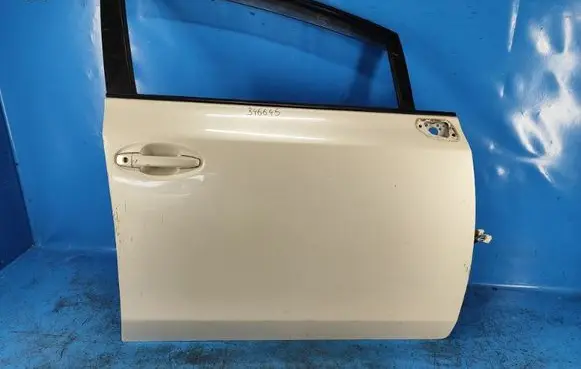 Toyota Prius+ (ZVW40) Front door 6700147091