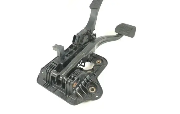 Chrysler Pacifica Brake pedal 04581677AB