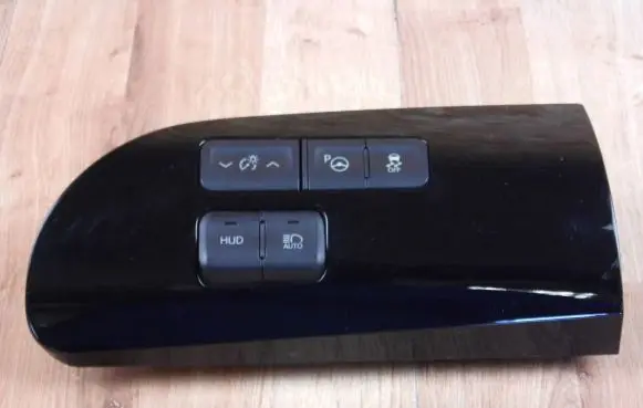 Toyota Prius (XW50) Dashboard glove box trim 5547047010