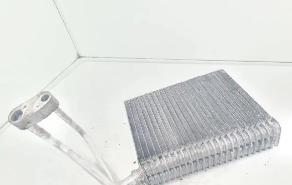 Air conditioning (A/C) radiator (interior)