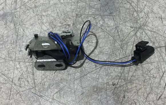 Mercedes-Benz Vito Viano W447 Tailgate/trunk/boot lock/catch/latch A6397400635