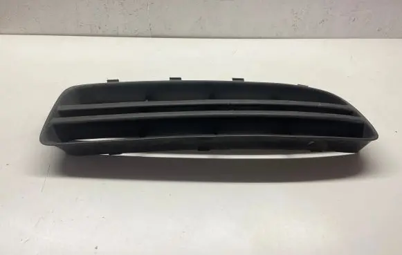 Skoda Octavia Mk1 (1U) Front bumper lower grill 1U0807368C 0020111313620