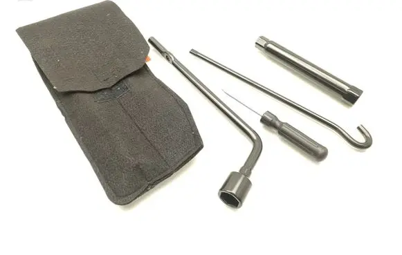 KIA Telluride Tool set 