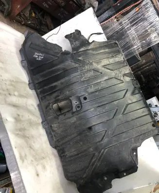 Mercedes-Benz GLA H247 Center/middle under tray cover A1776907803