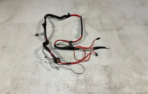 BMW 5 F10 F11 Positive cable (battery) 9150990 10304410 EG9662