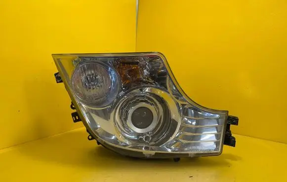 Mercedes-Benz GLK (X204) Headlight/headlamp A9608200739