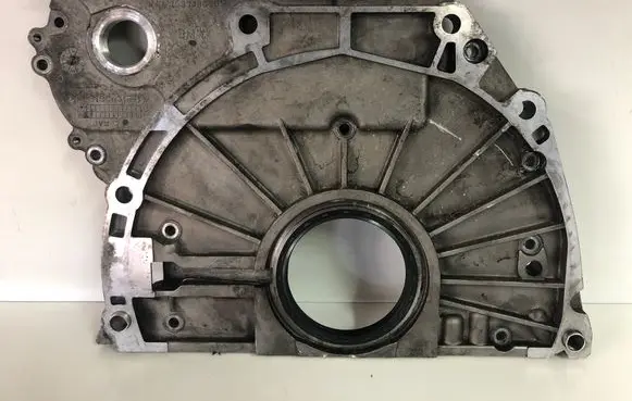 BMW 1 E81 E87 Timing chain cover 779748805 7797488 N47