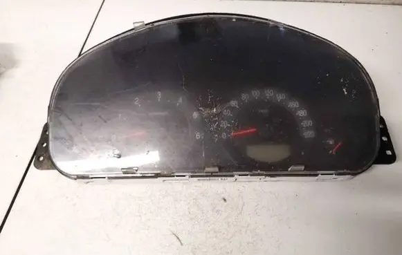 Hyundai Trajet Speedometer (instrument cluster) 940133a0005 94013-3a0005